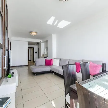 The Beachfront Horizont By Ps