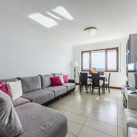 公寓 The Beachfront Horizont By Ps Durrës