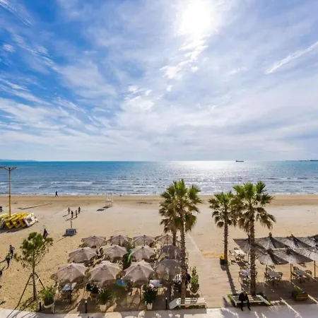 公寓 The Beachfront Horizont By Ps Durrës